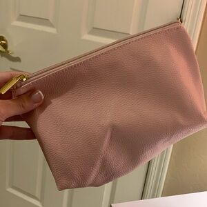 NEW Macy’s Pink Beauty Zip Makeup Pouch